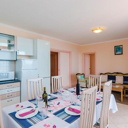 3 Bedroom Beautiful Apartment In אורסאץ מראה חיצוני תמונה