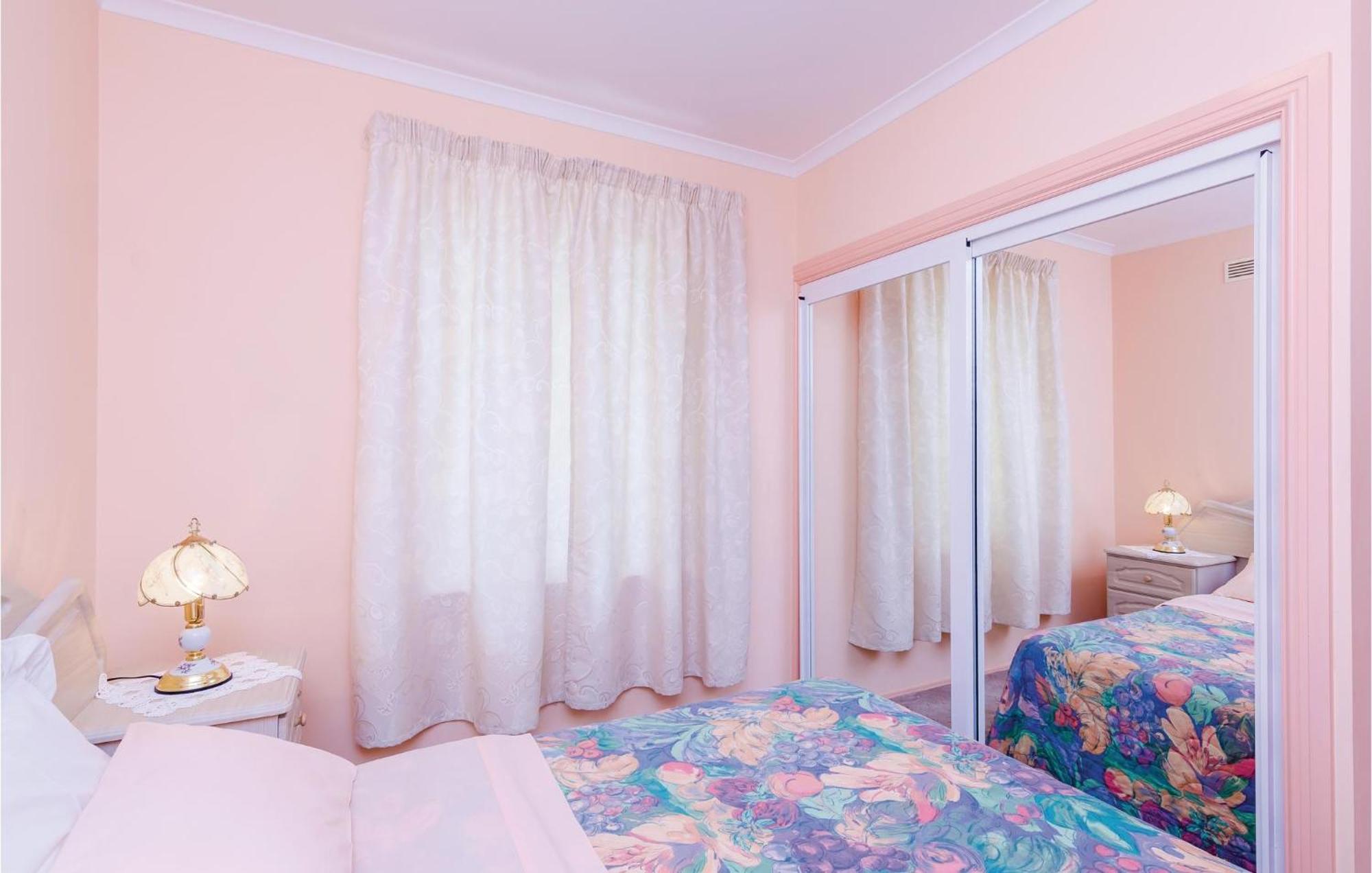 3 Bedroom Beautiful Apartment In אורסאץ מראה חיצוני תמונה