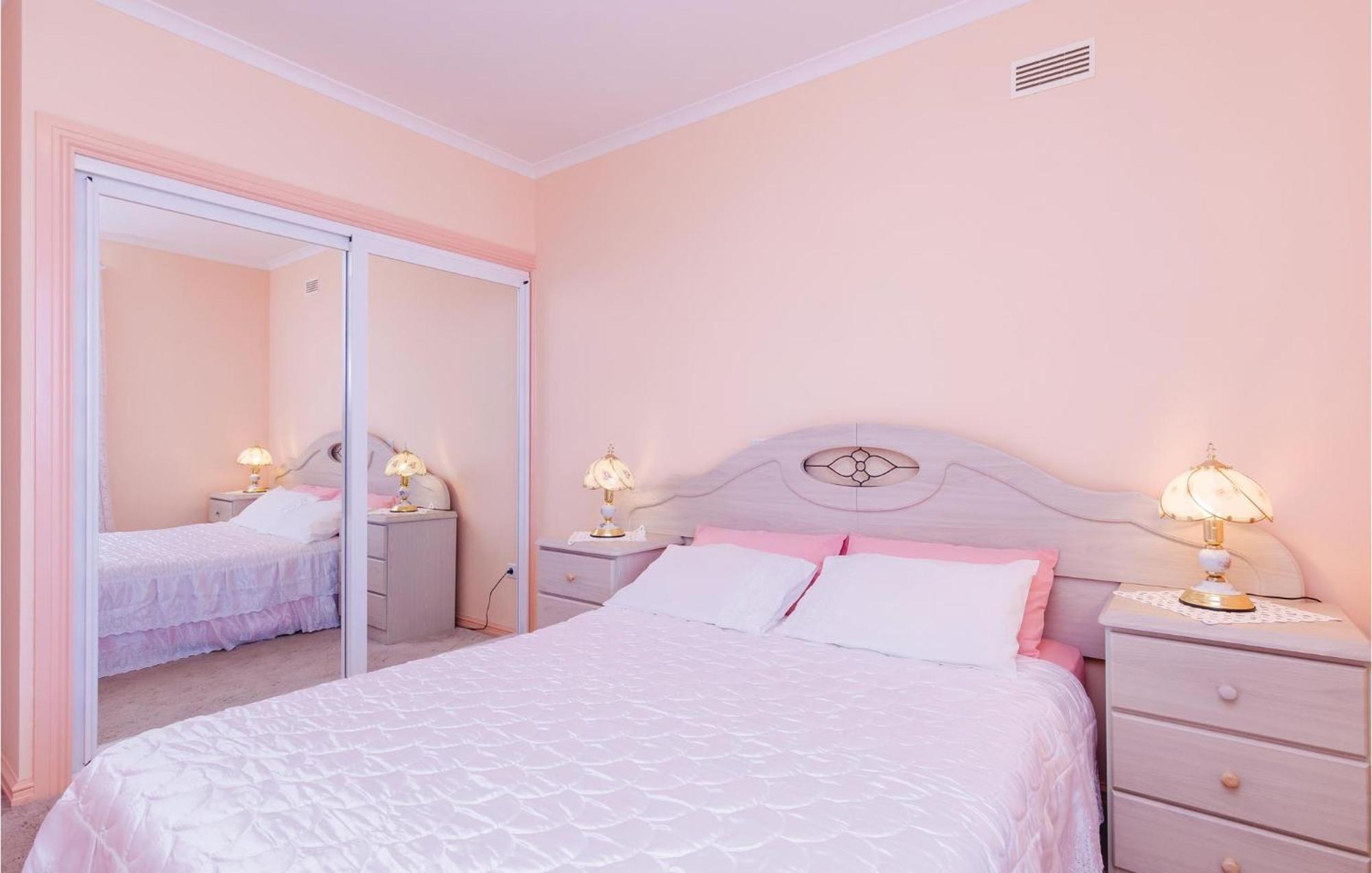 3 Bedroom Beautiful Apartment In אורסאץ מראה חיצוני תמונה